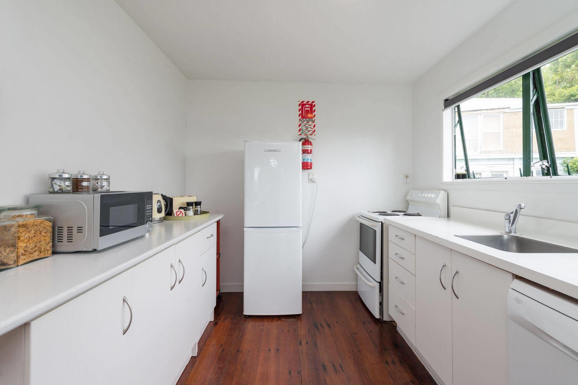 Lakeside City Apartments - Penthouse And Studio Rotorua Kültér fotó